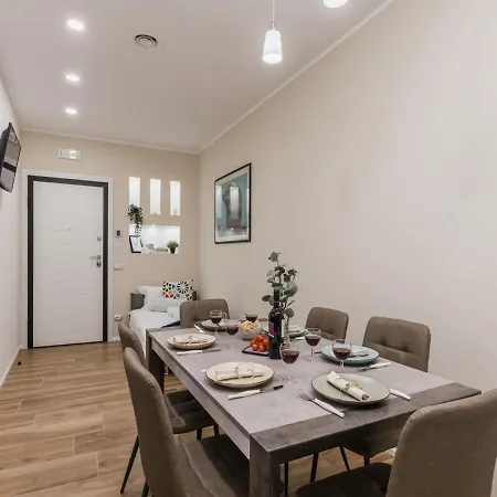 The Best Rent - Modern Three-Bedroom Apartment A Few Steps From The Colosseum Exterior photo